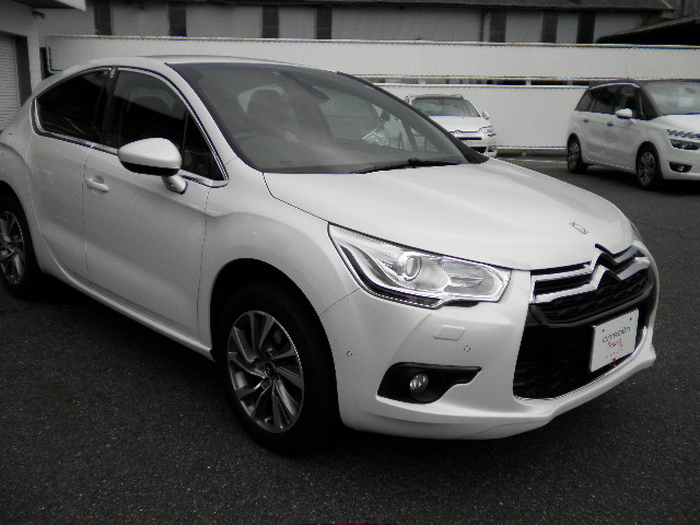 DS4の認定中古車です！