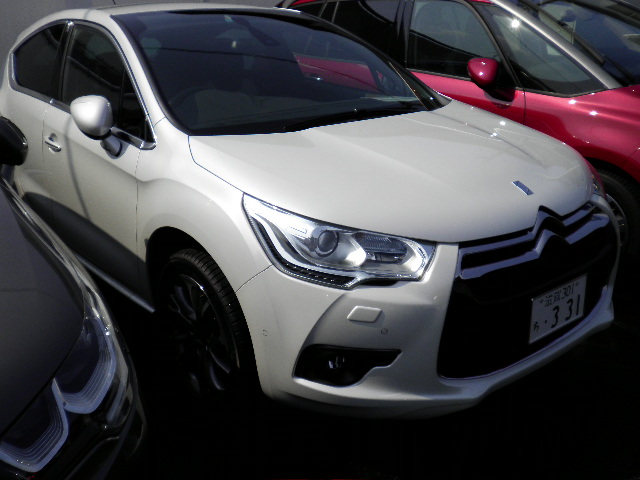 DS4の試乗車が新しくなりました！