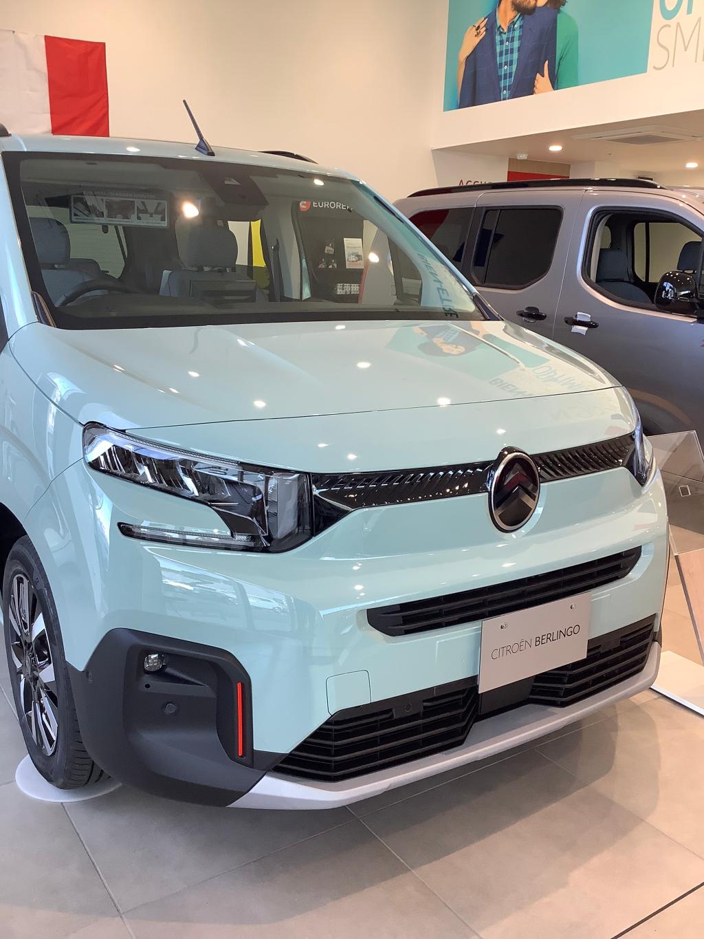 BERLINGO 新色　展示中です！